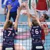 Findomestic Volley Cup 2011/12 - Serie A1 MC Carnaghi Villa Cortese - Yamamay Busto ArsizioPalaborsani, Castellanza (VA) - 29 Dic 2011-Attacco di Aneta Havlickova contrastato da Martina Guiggi e Sarah Pavan