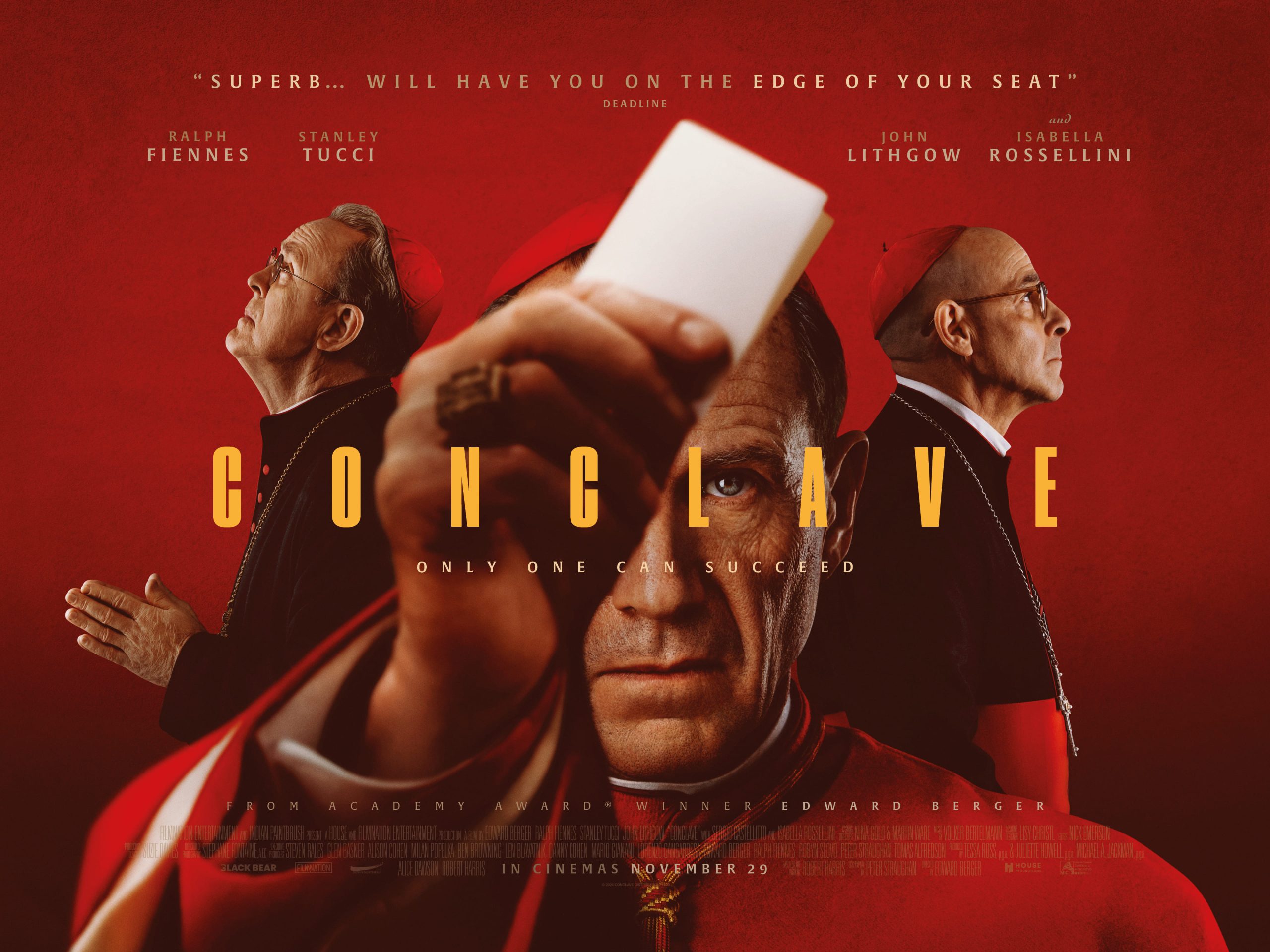 Porpora e progresso. Dentro il Conclave di Edward Berger